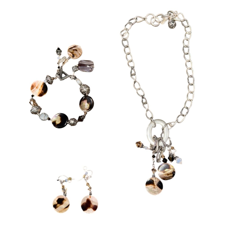 Très Jolie Artisan Brown Jewelry Set: Choker Necklace, Charm Bracelet & Earrings
